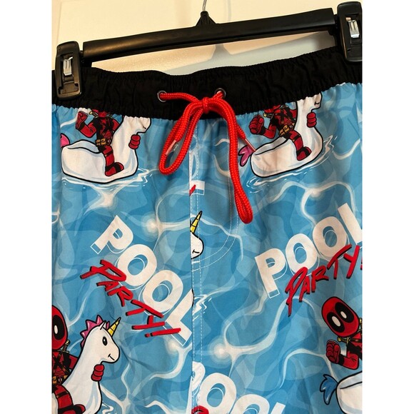 Deadpool More Pool Party Men's size 2XL - Picture 3 of 5